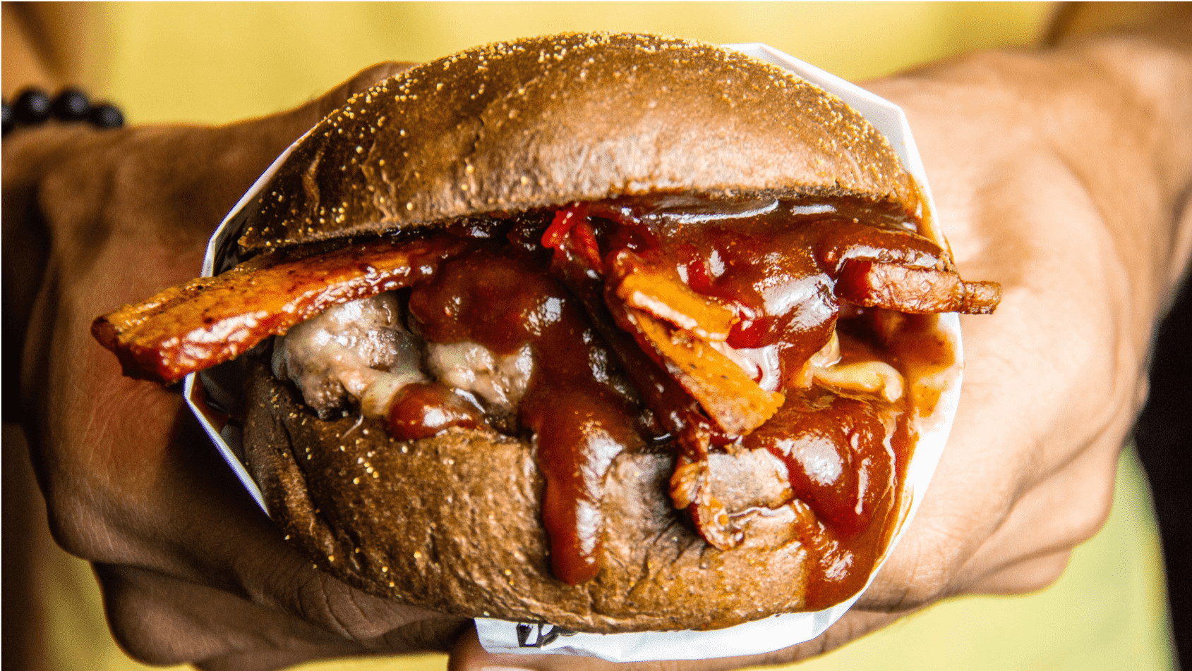 Burger with BBQ Sauce | BBQ Sauces 101 | BBQAnswers